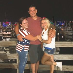 Meet your Posher, Alexandra